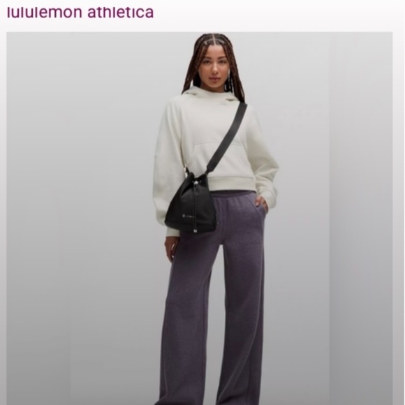 NWT Lululemon Drawstring Bucket Crossbody Bag 5L in packaging - Picture 5 of 7